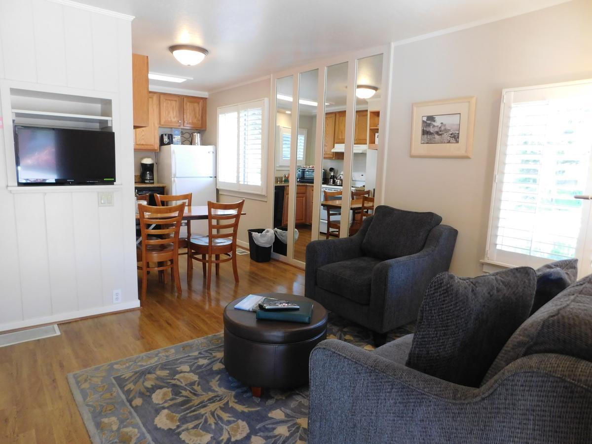 Pine Acres Lodge Pacific Grove Eksteriør bilde