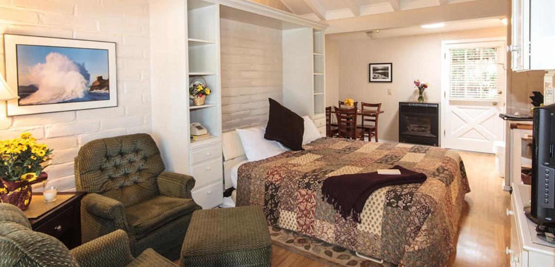 Pine Acres Lodge Pacific Grove Eksteriør bilde
