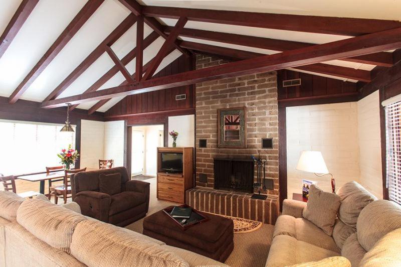 Pine Acres Lodge Pacific Grove Eksteriør bilde